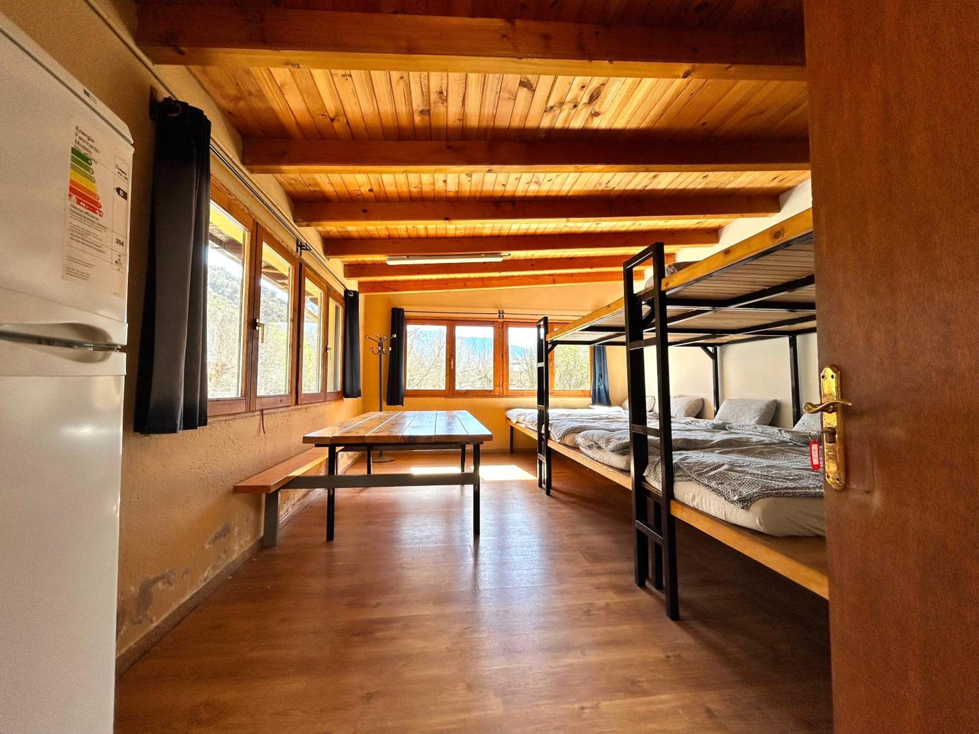 Camping Noguera Pallaresa Sort Bilik gambar
